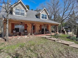233 Castle Dr, Pottsboro, TX 75076