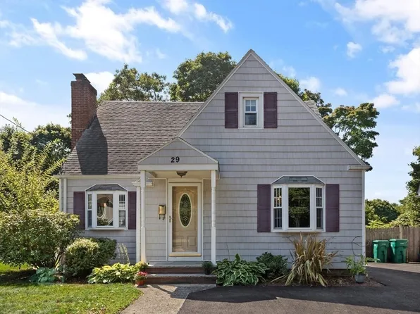 29 York Rd, Lynn, MA 01904
