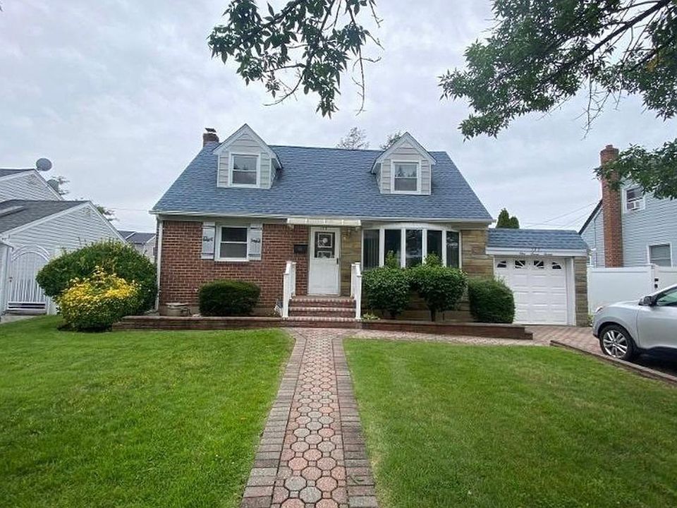 1st image of 77 Nancy Dr #77