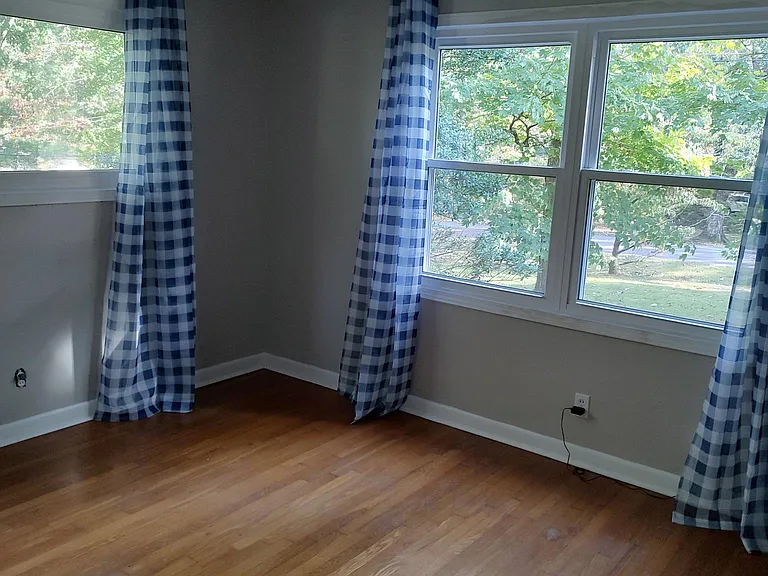 3519 Hutchens Ave SE — Photo 6
