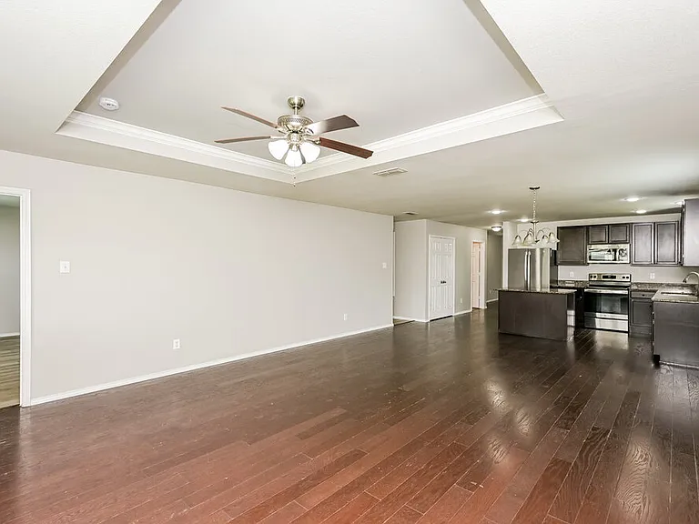 10009 Calcite Dr — Photo 4