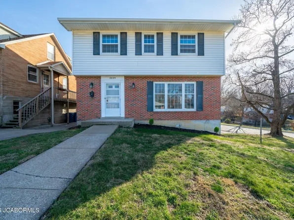 2009 Wayne Ave, Jefferson City, MO 65109