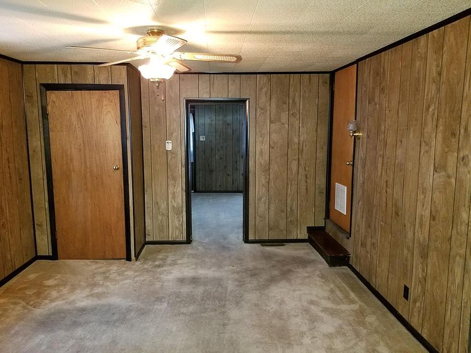 2nd image of 2 S Mann Ave