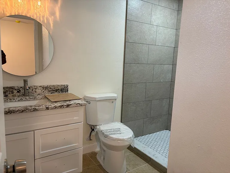 1702 W Granfield Ave — Photo 20
