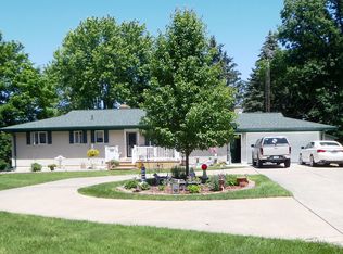 217 E River Rd, Flushing, MI 48433