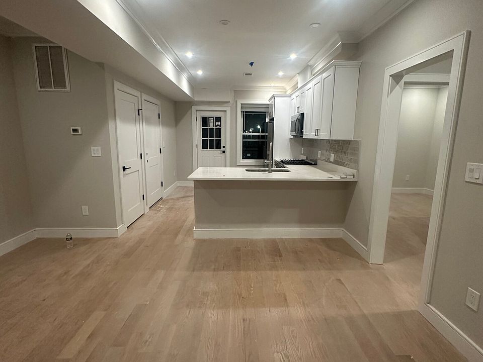 1st image of 161 Allston St APT 4
