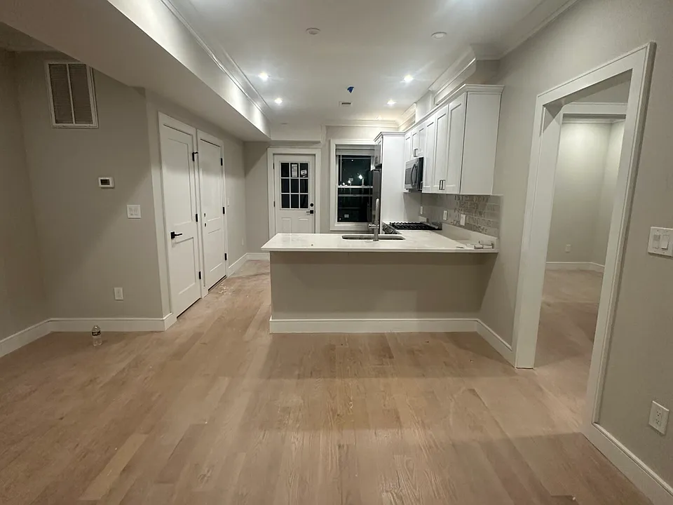 161 Allston St #4