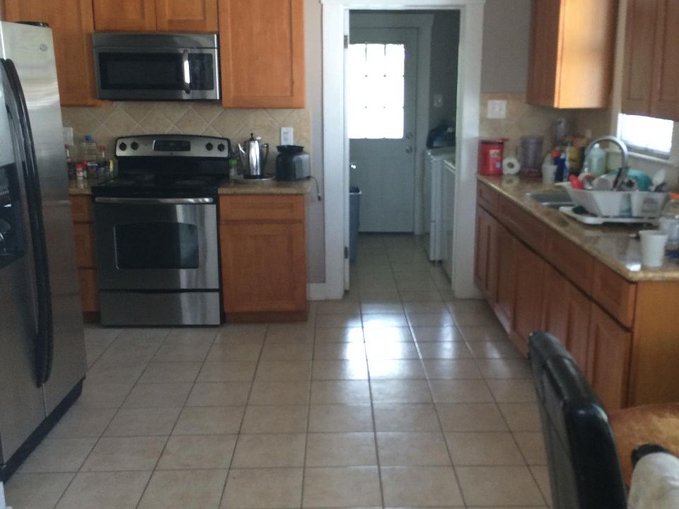 2nd image of 1212 W Craig Pl