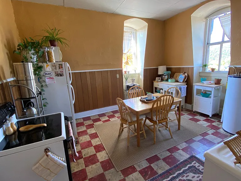 435 N Allegheny St #9 — Photo 10