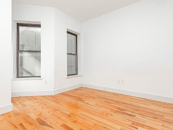 4th image of 461 Park Pl #4BK