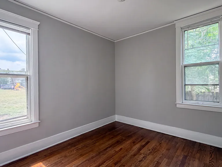 2231 Campbell St — Photo 11