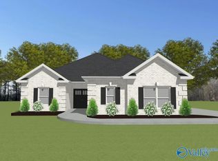 26332 Woodfield Dr, Athens, AL 35613