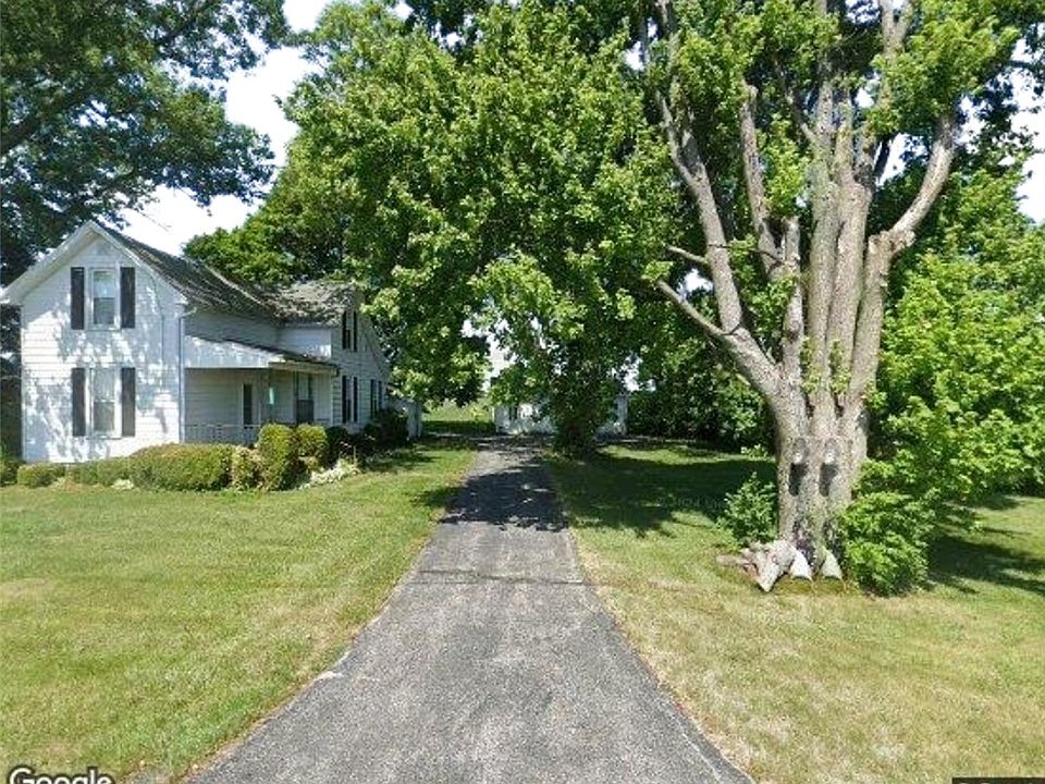 2nd image of 3300 N Washington Rd