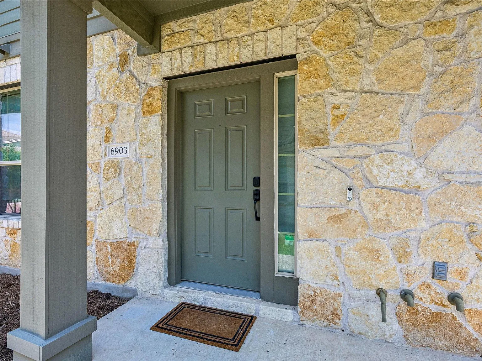 2 bed, 2.5 bath, 1473 sqft, $2,475 — Photo 3