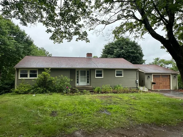 12 Crown St, Spencer, MA 01562