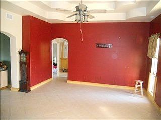 3rd image of 3198 Montevideo Dr