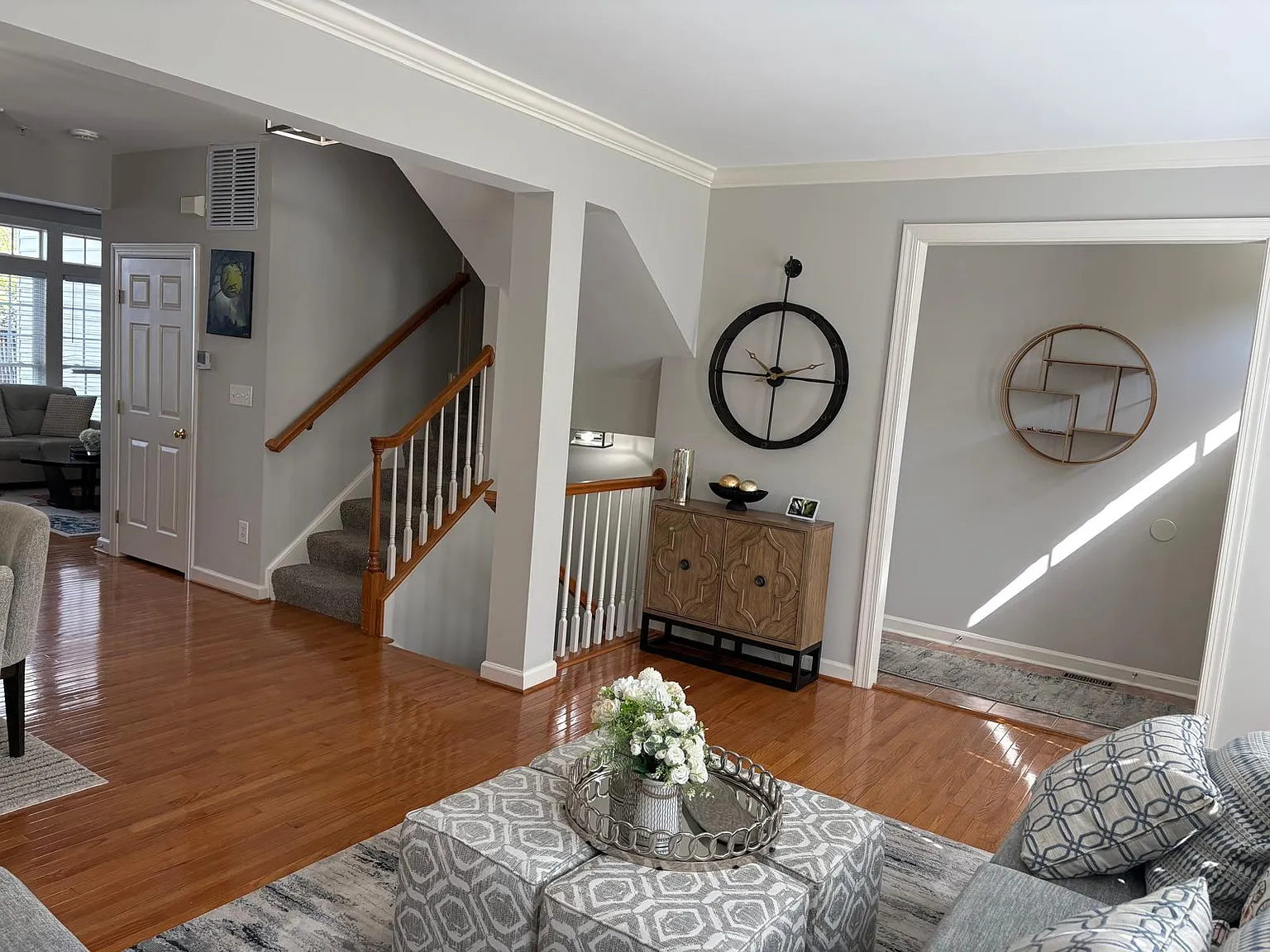3 bed, 2376 sqft, $3,510 — Photo 4