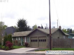 890 Irvington Dr, Eugene, OR 97404