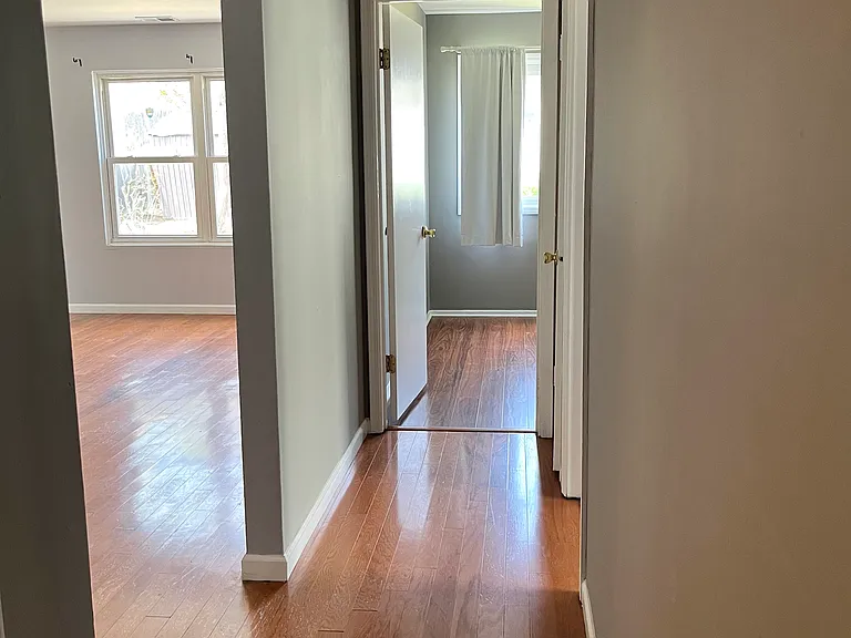 149 Zwolak Ct — Photo 17