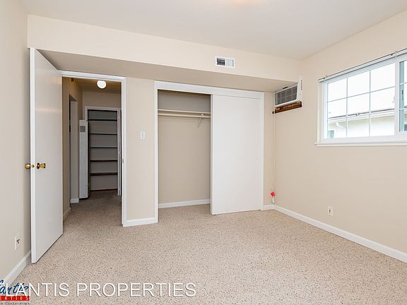 4th image of 2318 Karen Dr APT 05