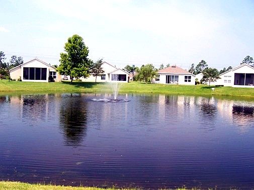 3rd image of 272 Centennial Park Dr