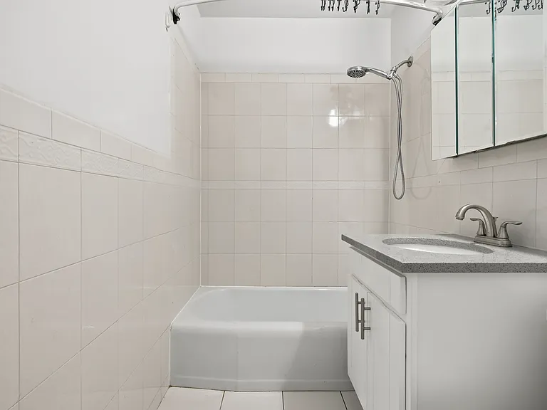 792 Columbus Ave #9P — Photo 8