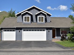 272 E Winterberry Loop, Hailey, ID 83333
