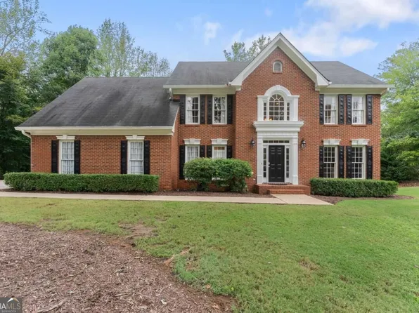 4649 Windsor Dr, Flowery Branch, GA 30542