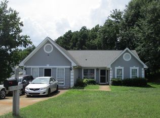3614 Beacon Ct, Ellenwood, GA 30294