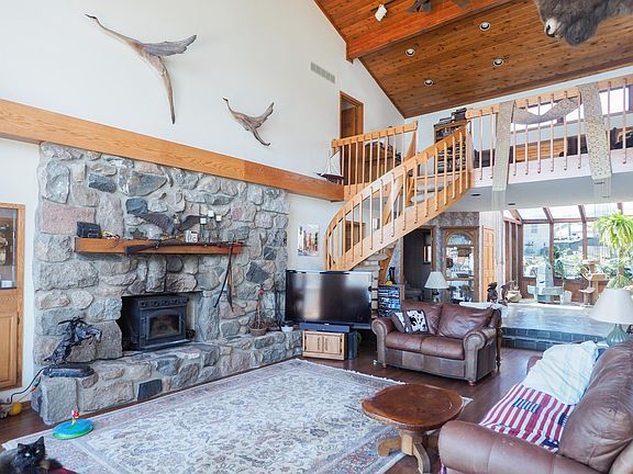 14860 Lakeshore, Vandalia (107 of 64)