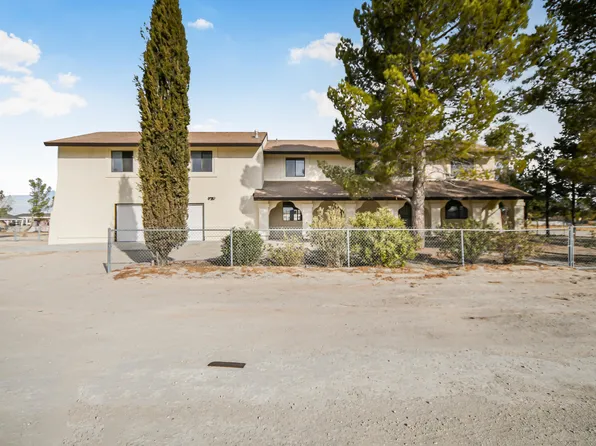 2887 Orange St, Rosamond, CA 93560