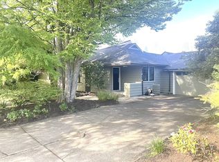 2505 SW Crestdale Dr, Portland, OR 97225