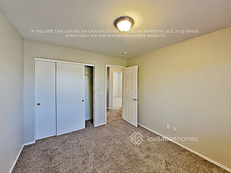 423 S Sabrina — Photo 17
