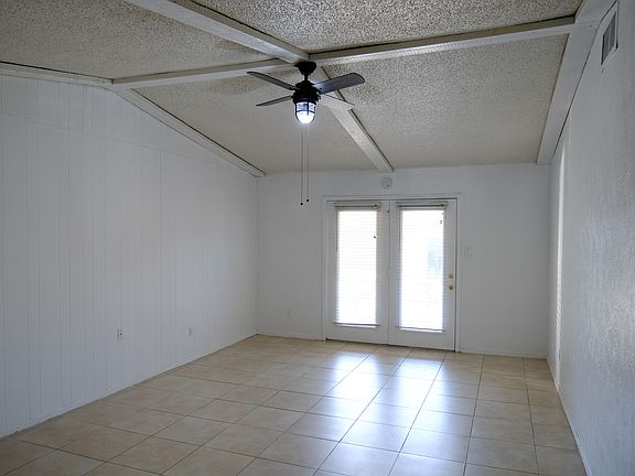 3rd image of 2110 Steamboat Springs Dr