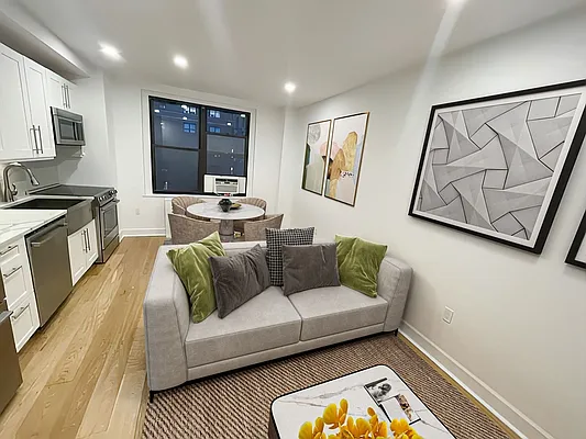 Rented by The Dermot Realty Management Company | media 79