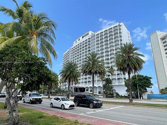2nd image of 5401 Collins Ave APT 431