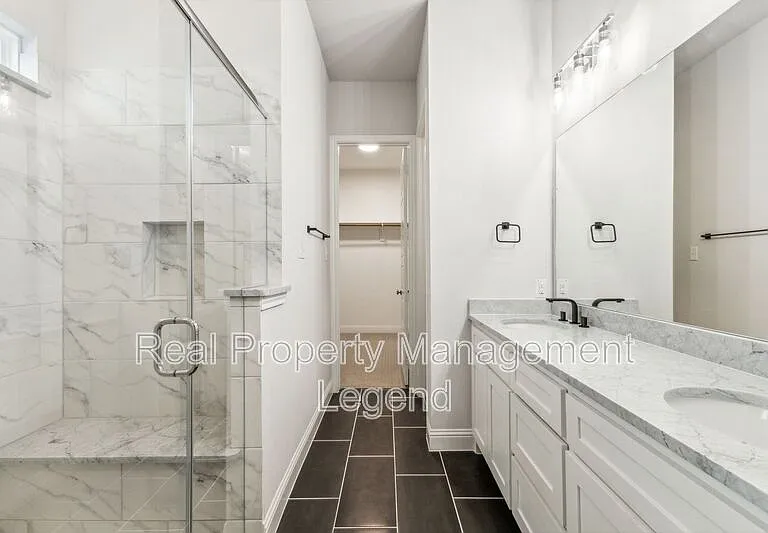 6644 Windfall Dr — Photo 17