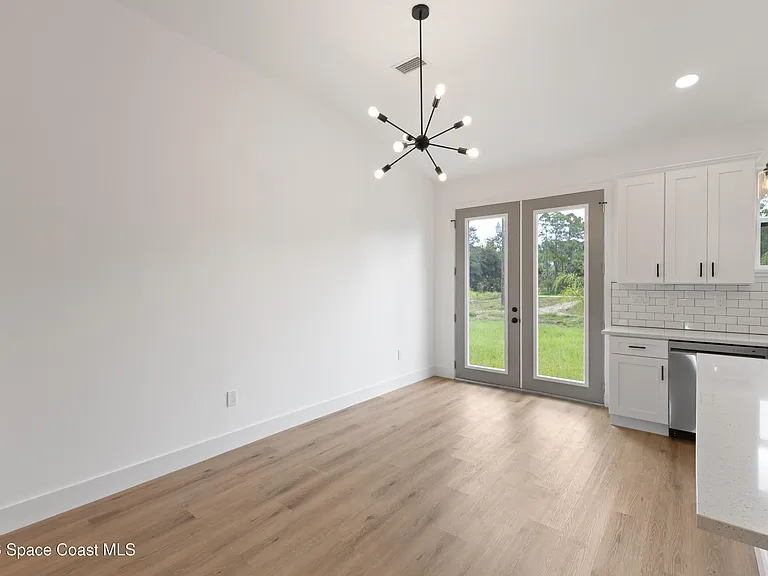 1133 Hanover Ave SW — Photo 24