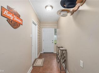 715 Enfield St, Bryan, TX 77802