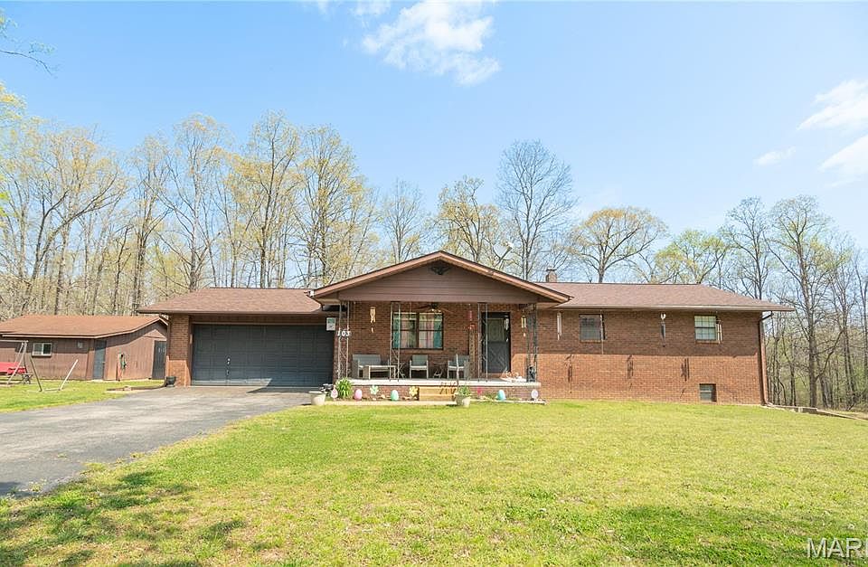 1st image of 103 Goldfish Ln