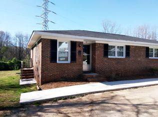 68 Circle Dr, Greenville, SC 29617