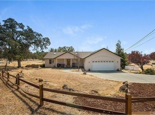 16517 Eagle Rock Rd, Hidden Valley Lake, CA 95467