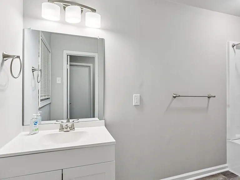 3467 Valley Ridge Ter SW — Photo 7