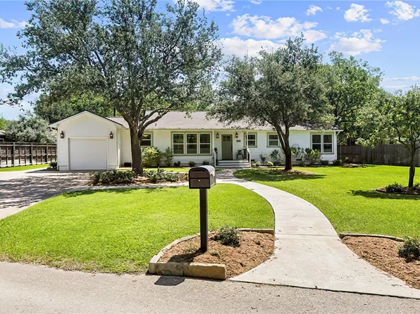 900 Woodland Pkwy, College Station, TX 77840