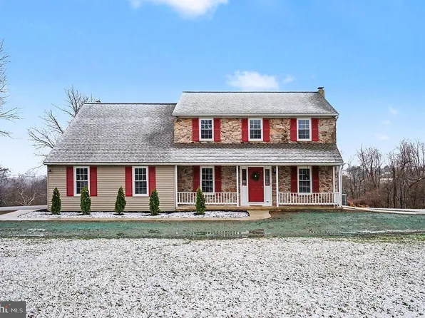 111 Freedom Valley Cir, Coatesville, PA 19320