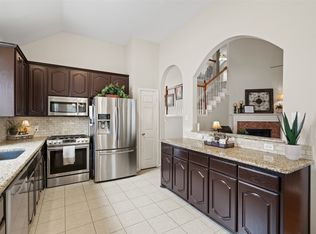 5005 Coral Creek Dr, Fort Worth, TX 76135
