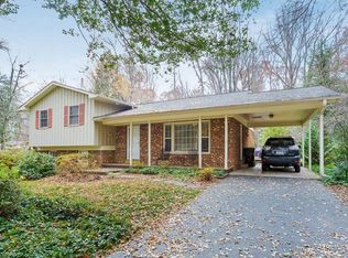 12209 Quorn Ln, Reston, VA 20191