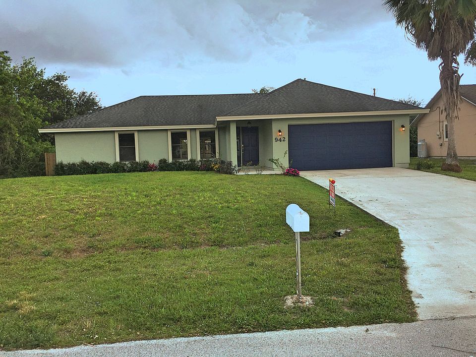 1st image of 942 SW Haas Ave