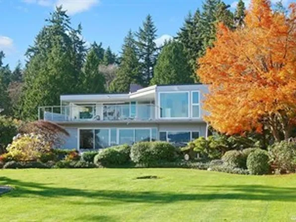 4456 Ferncroft Rd, Mercer Island, WA 98040