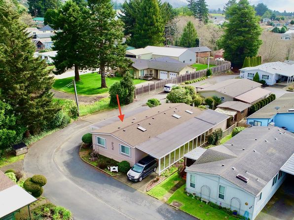 16063 Driftwood Ln SPACE 21, Brookings, OR 97415